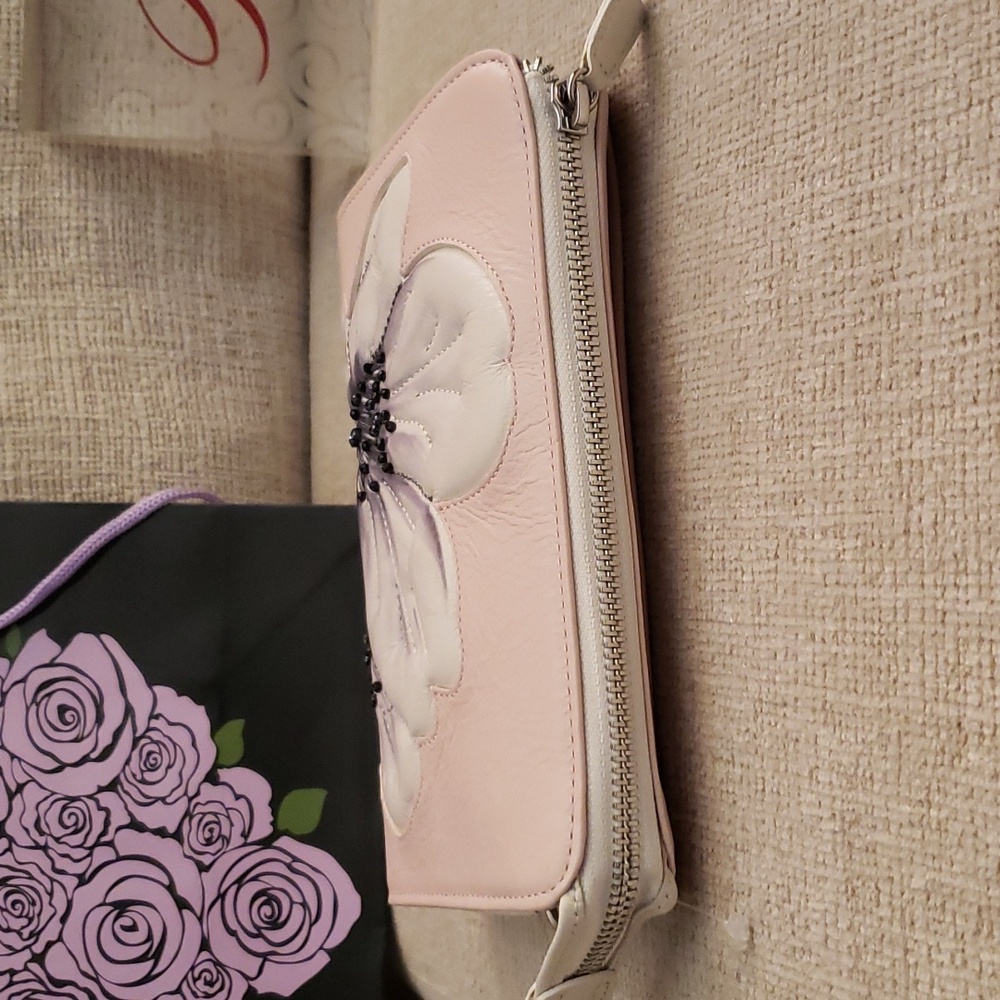 New Brighton E53452 Touch of Blush Pink Pastel Beaded Crossbody - Picture 6 of 14